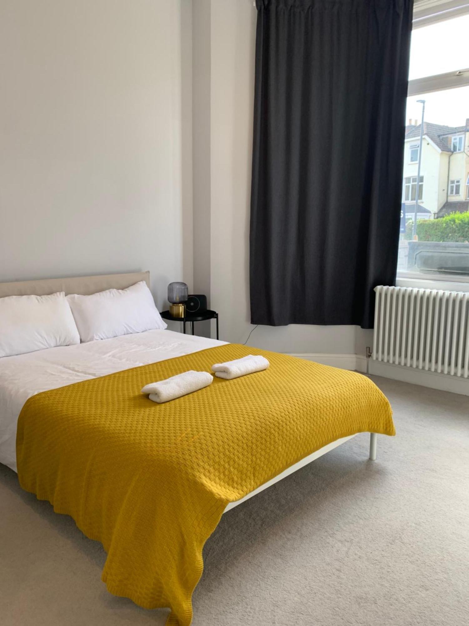 Wonderful 3 Bed Flat With Private Garden In Wimbledon - 1 The Queens Διαμέρισμα Λονδίνο Εξωτερικό φωτογραφία